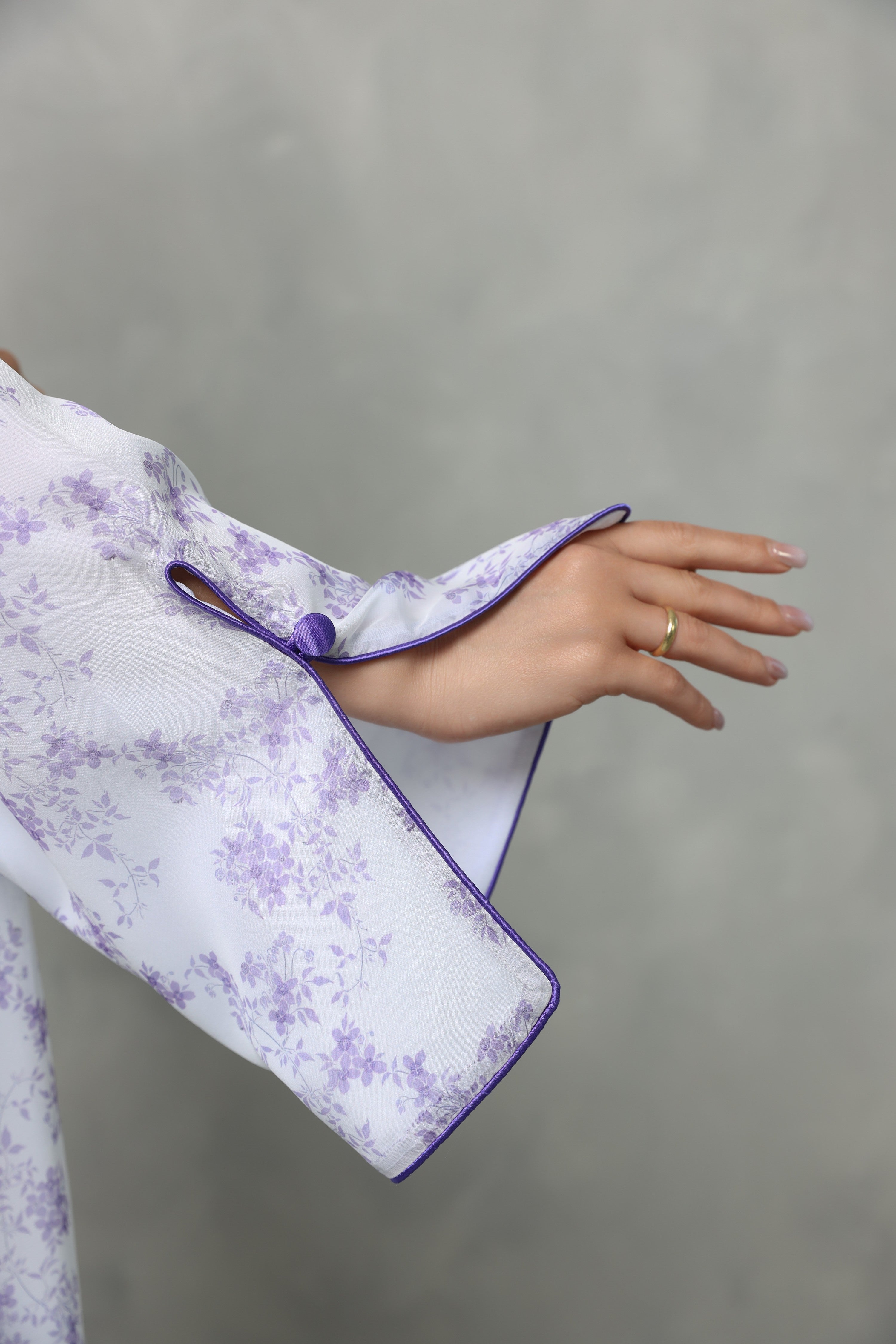 Floral Georgette Chiffon Abaya – Lilac Whisper Print